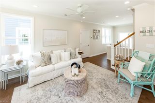 320 25th 1/2 ST, Virginia Beach, VA 23451