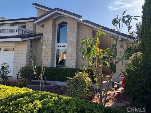 22121 Apache, Lake Forest, CA 92630