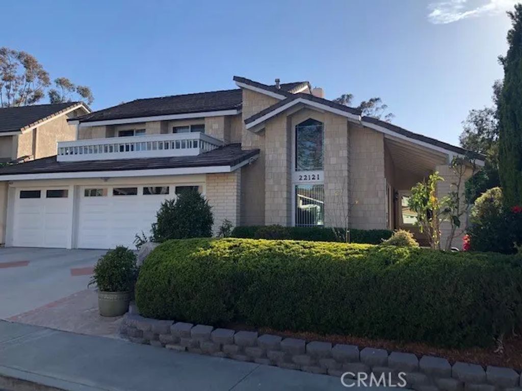22121 Apache, Lake Forest, CA 92630