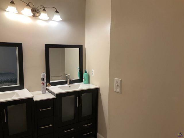 305 Manchester Lane, Byron, GA 31008