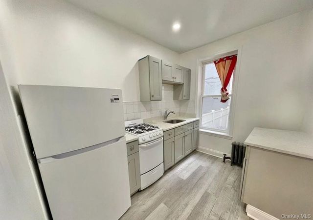 196 Lawrence Avenue, Brooklyn, NY 11230