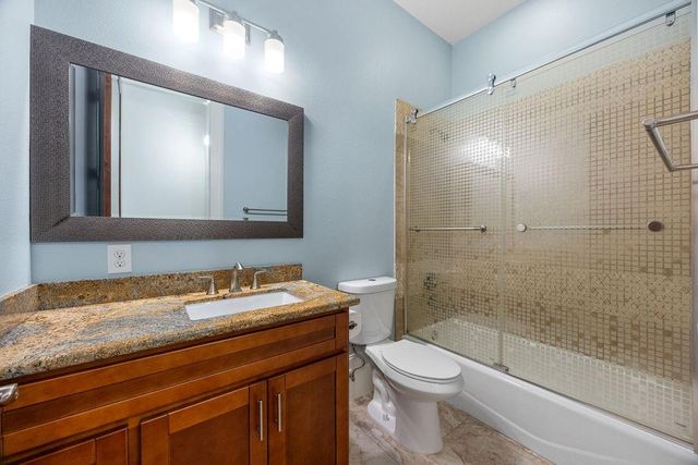 2020 Sabine Street, Houston, TX 77007