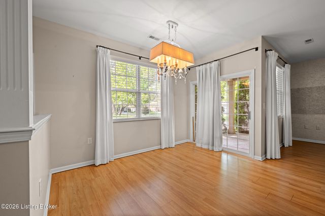 5139 Magdalen Square, Louisville, KY 40241