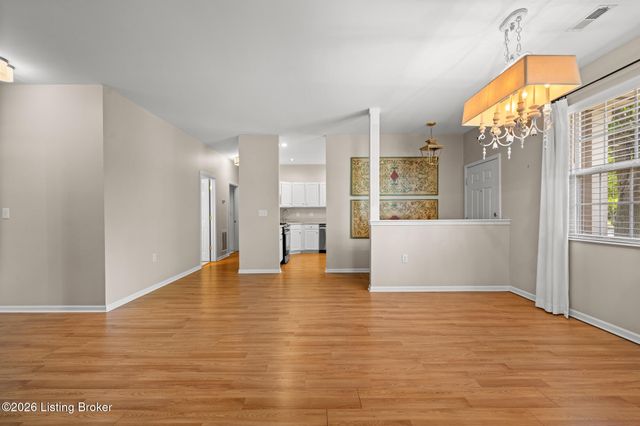 5139 Magdalen Square, Louisville, KY 40241