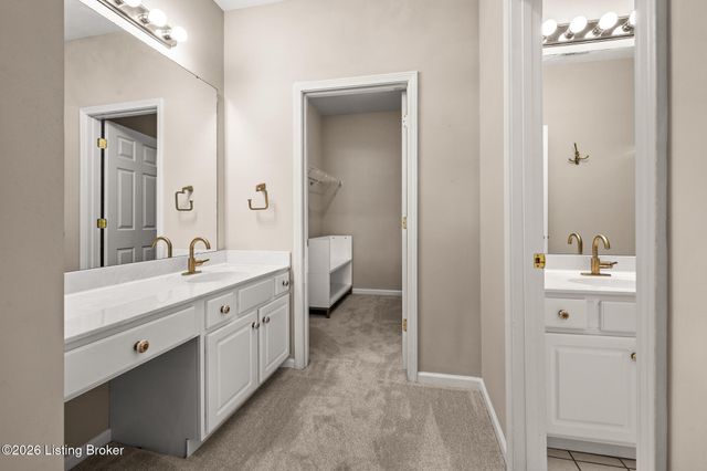 5139 Magdalen Square, Louisville, KY 40241