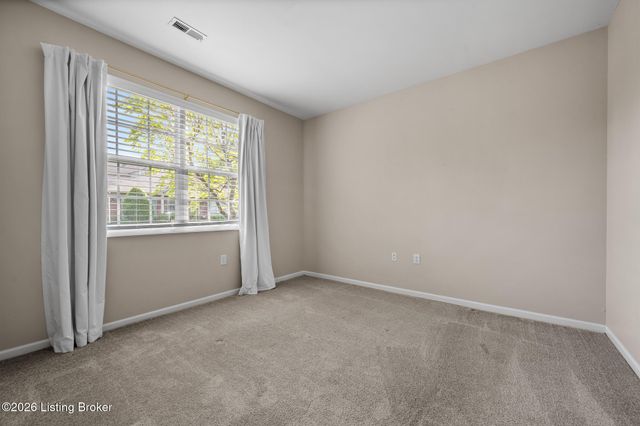 5139 Magdalen Square, Louisville, KY 40241