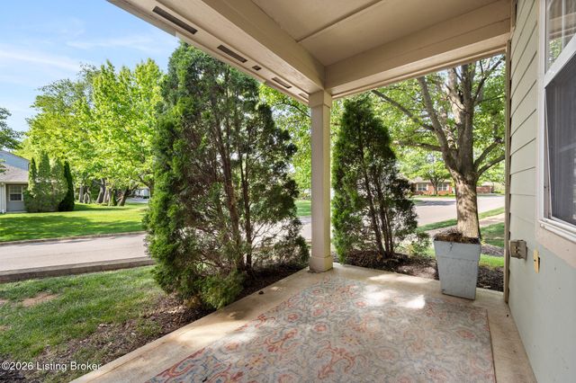 5139 Magdalen Square, Louisville, KY 40241