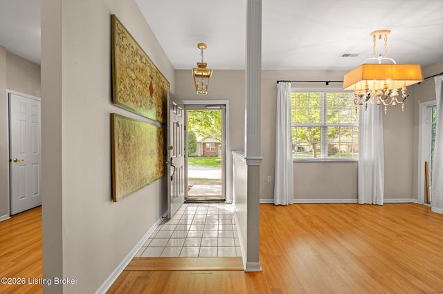 5139 Magdalen Square, Louisville, KY 40241