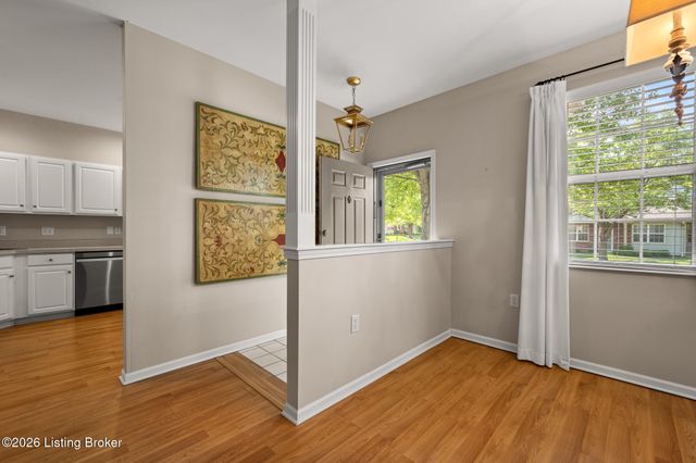 5139 Magdalen Square, Louisville, KY 40241