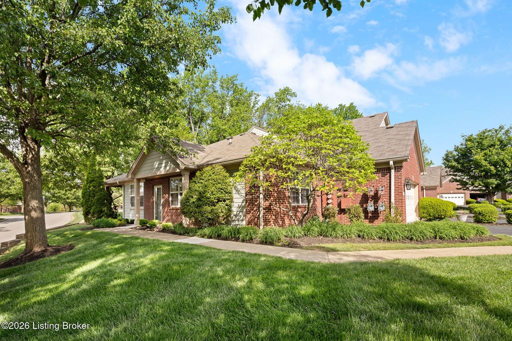 5139 Magdalen Square, Louisville, KY 40241