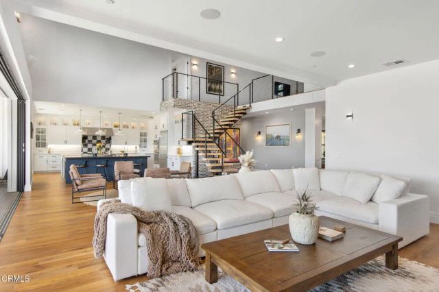 1649 Hauser Circle, Thousand Oaks, CA 91362