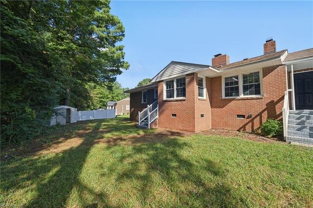 601 Azalea CT, Suffolk, VA 23434