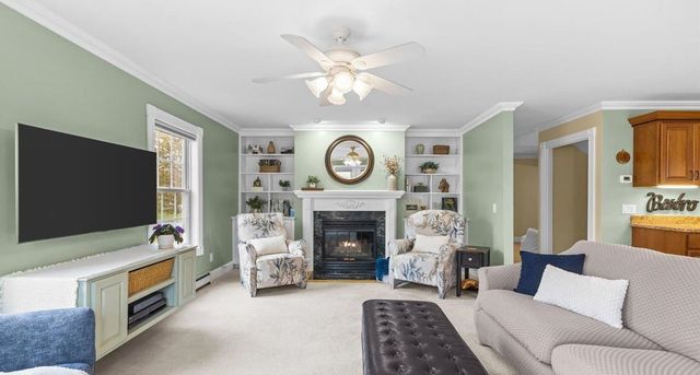 21 Whiteface Street, South Burlington, VT 05403
