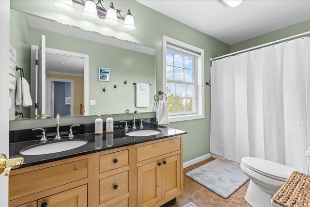 21 Whiteface Street, South Burlington, VT 05403