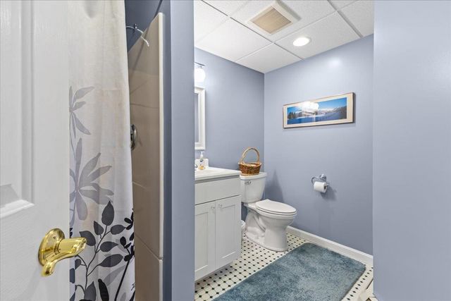 21 Whiteface Street, South Burlington, VT 05403
