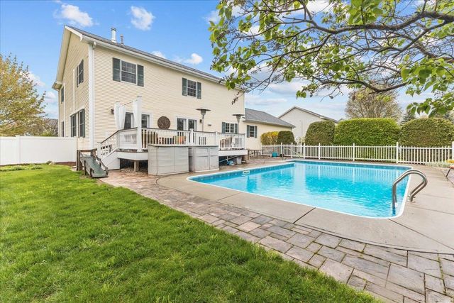 21 Whiteface Street, South Burlington, VT 05403