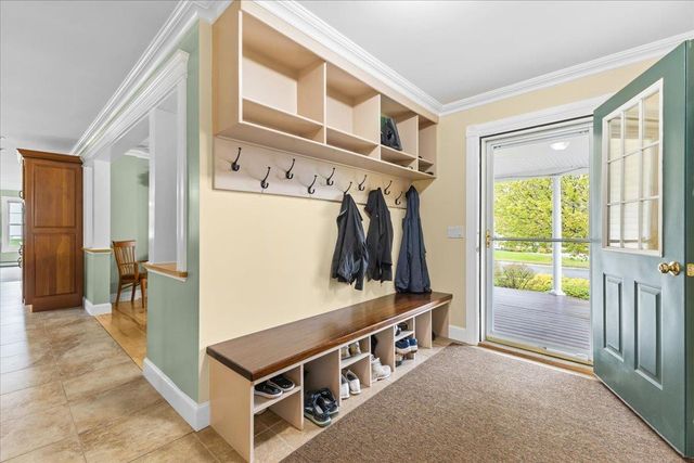 21 Whiteface Street, South Burlington, VT 05403