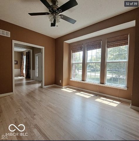 4621 Pebblepointe Pass, Zionsville, IN 46077