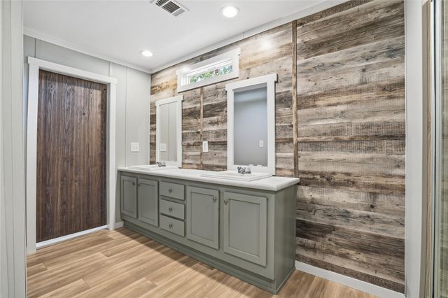 3102 Schroeder Lane, Alvin, TX 77511