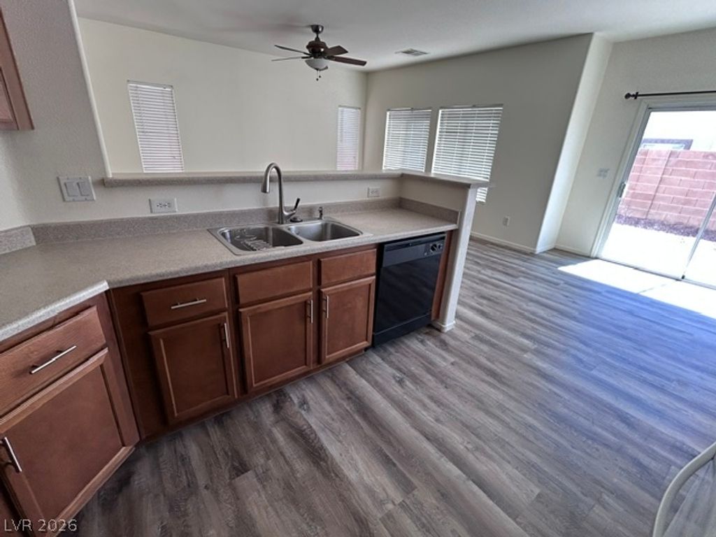 1015 APPALOOSA HILLS Avenue, North Las Vegas, NV 89081 — photo 3