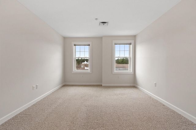 27 Hartland Way 309, Acton, MA 01720