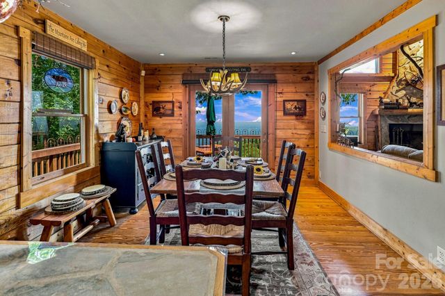155 Hickory Nut Lane, Lake Lure, NC 28746
