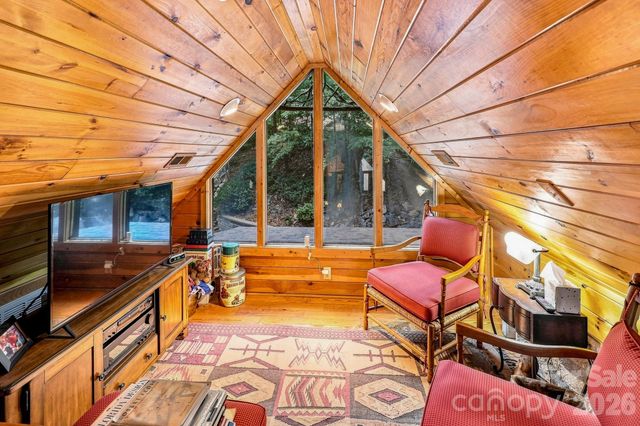 155 Hickory Nut Lane, Lake Lure, NC 28746
