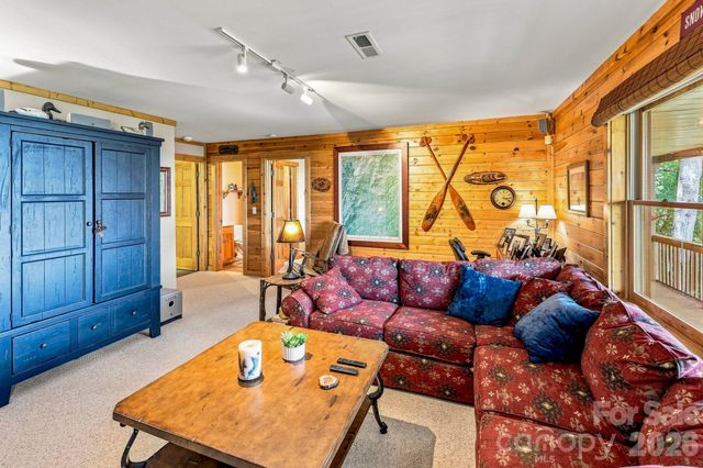 155 Hickory Nut Lane, Lake Lure, NC 28746