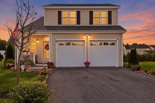 9 Settlers Ln #583, Holden, MA 01520