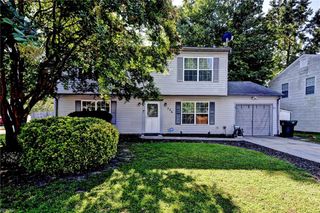 736 Halyard DR, Newport News, VA 23608