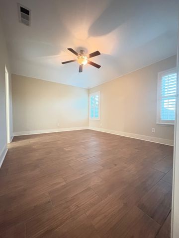 1221 Crooked Creek Court, Midlothian, TX 76065