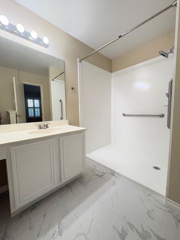 1221 Crooked Creek Court, Midlothian, TX 76065