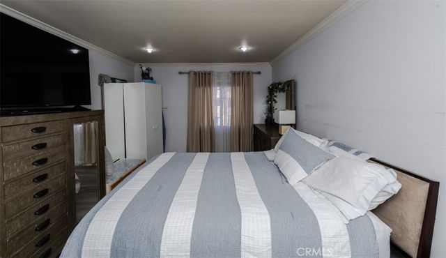 18756 Mandan 1514, Canyon Country, CA 91351