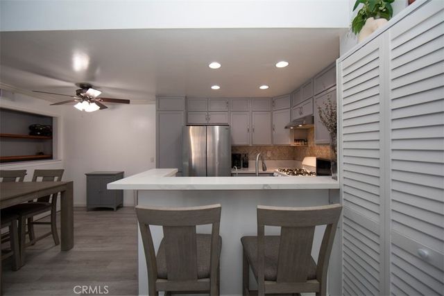 18756 Mandan 1514, Canyon Country, CA 91351