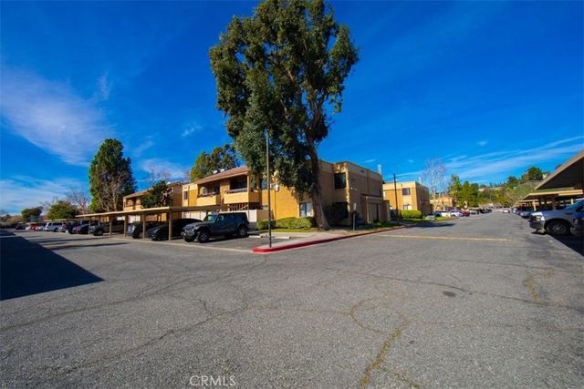 18756 Mandan 1514, Canyon Country, CA 91351