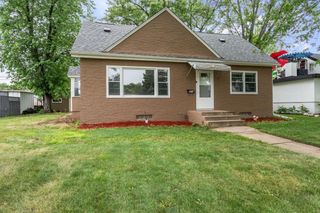 407 5th Avenue NE, Osseo, MN 55369