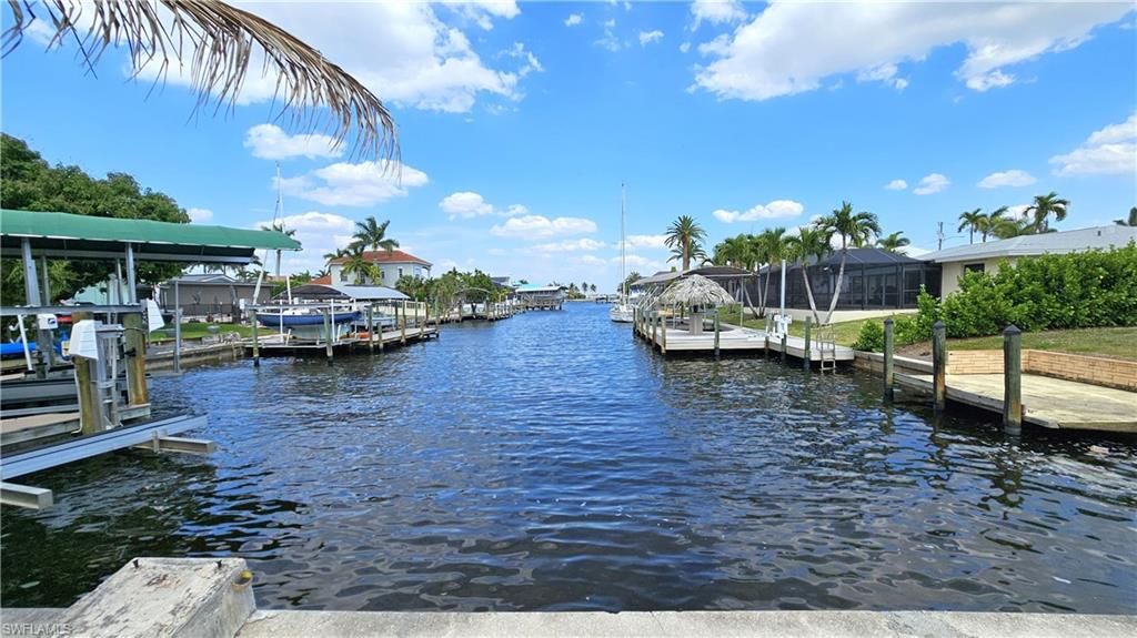 Image 1 of property listing at 111 SW 58th TER, Cape Coral, FL 33914