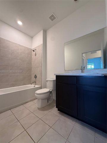 731 SW 11th St, Florida City, FL 33034