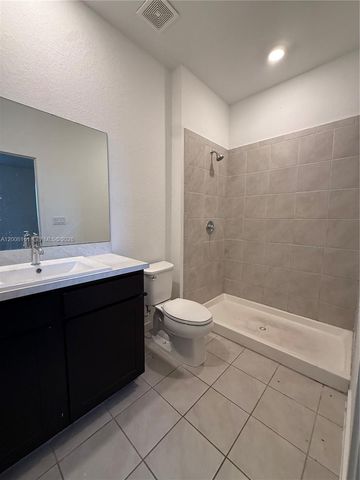731 SW 11th St, Florida City, FL 33034