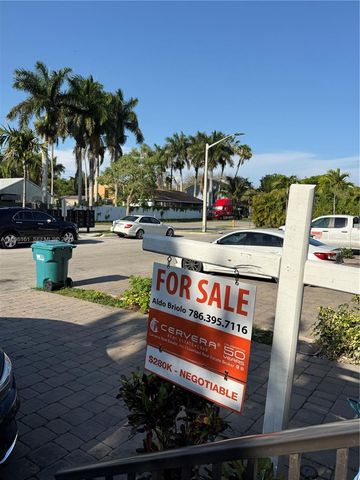 731 SW 11th St, Florida City, FL 33034