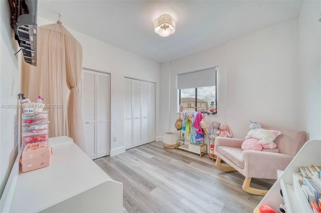 7963 NW 195th Ter, Hialeah, FL 33015
