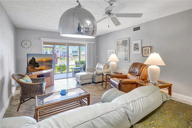 1412 46th ST 1F, Cape Coral, FL 33904