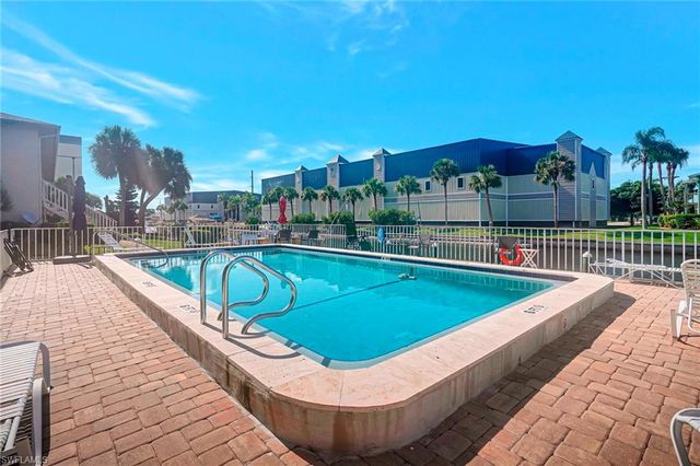 1412 46th ST 1F, Cape Coral, FL 33904