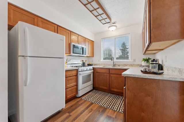 4706 San Pablo Dam Rd., El Sobrante, CA 94803