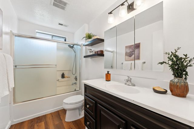 4706 San Pablo Dam Rd., El Sobrante, CA 94803