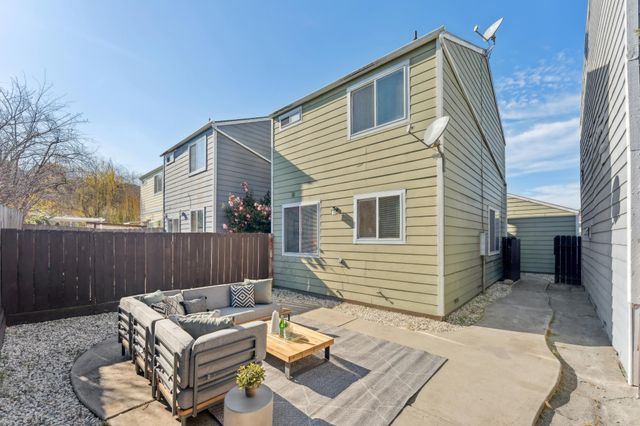 4706 San Pablo Dam Rd., El Sobrante, CA 94803