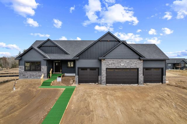 17961 Staples Street NE, Ham Lake, MN 55304