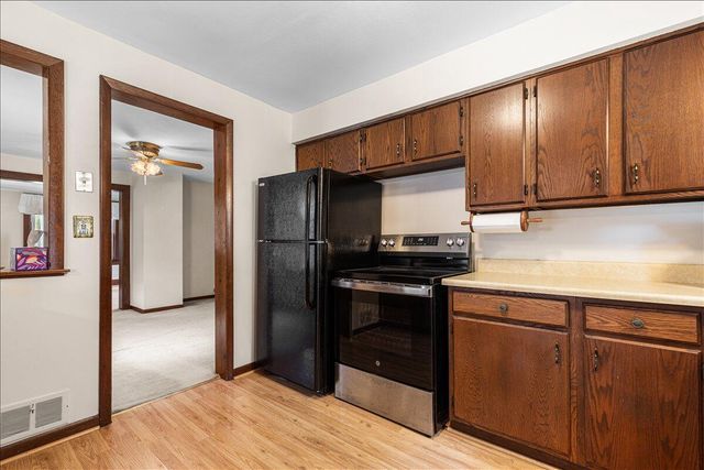 300 W Main STREET, Newburg, WI 53090