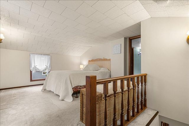 300 W Main STREET, Newburg, WI 53090