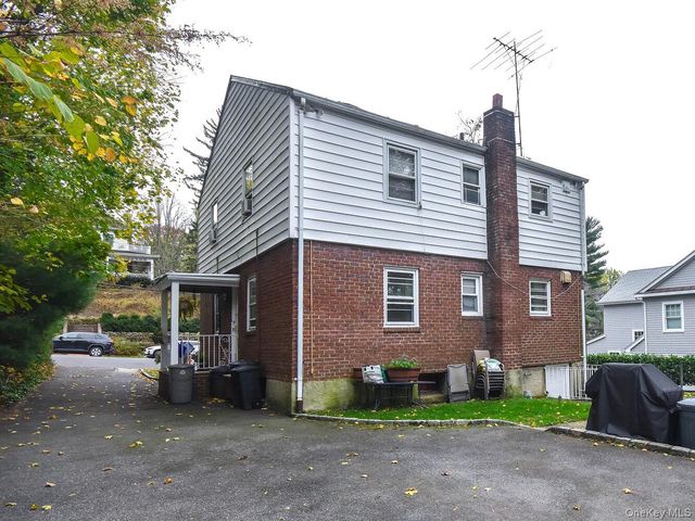 43 Fifth Ave 2, Port Washington, NY 11050